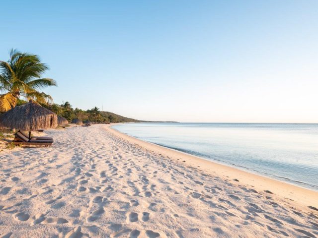 Anantara Bazaruto Island Resort_Beach view at sunset (